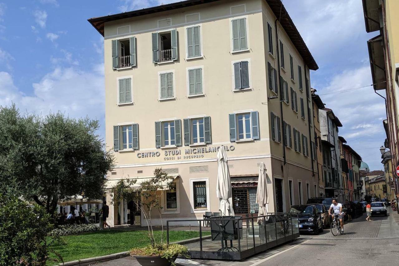 Ferienwohnung Il Bilocale Di Fabbio E Monica Brescia Exterior foto
